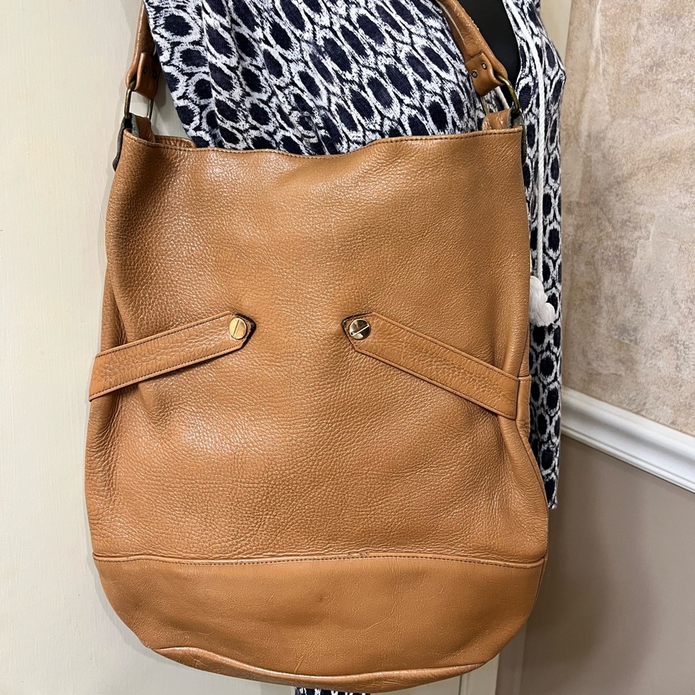 Large Tan Leather unmarked Hobo Bag
